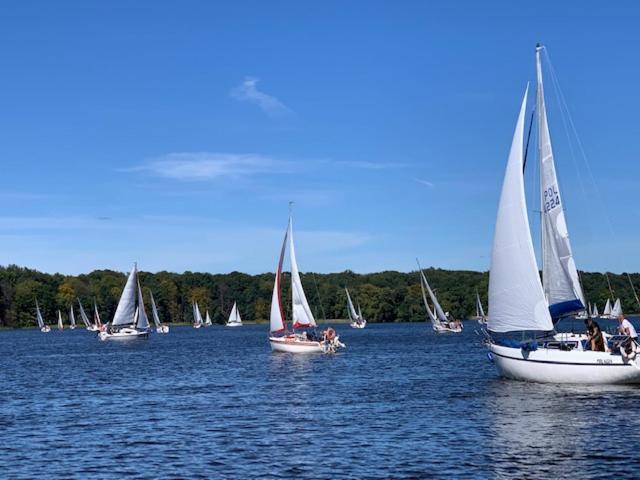 Maly Port-Ilawa - Jezioro - Plaza - Marina Priv - 5 Pokoi Vip - Czysto Na 10 Iława Exterior foto