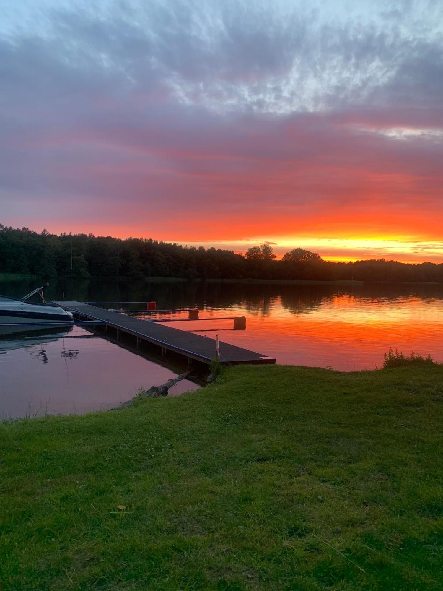 Maly Port-Ilawa - Jezioro - Plaza - Marina Priv - 5 Pokoi Vip - Czysto Na 10 Iława Exterior foto